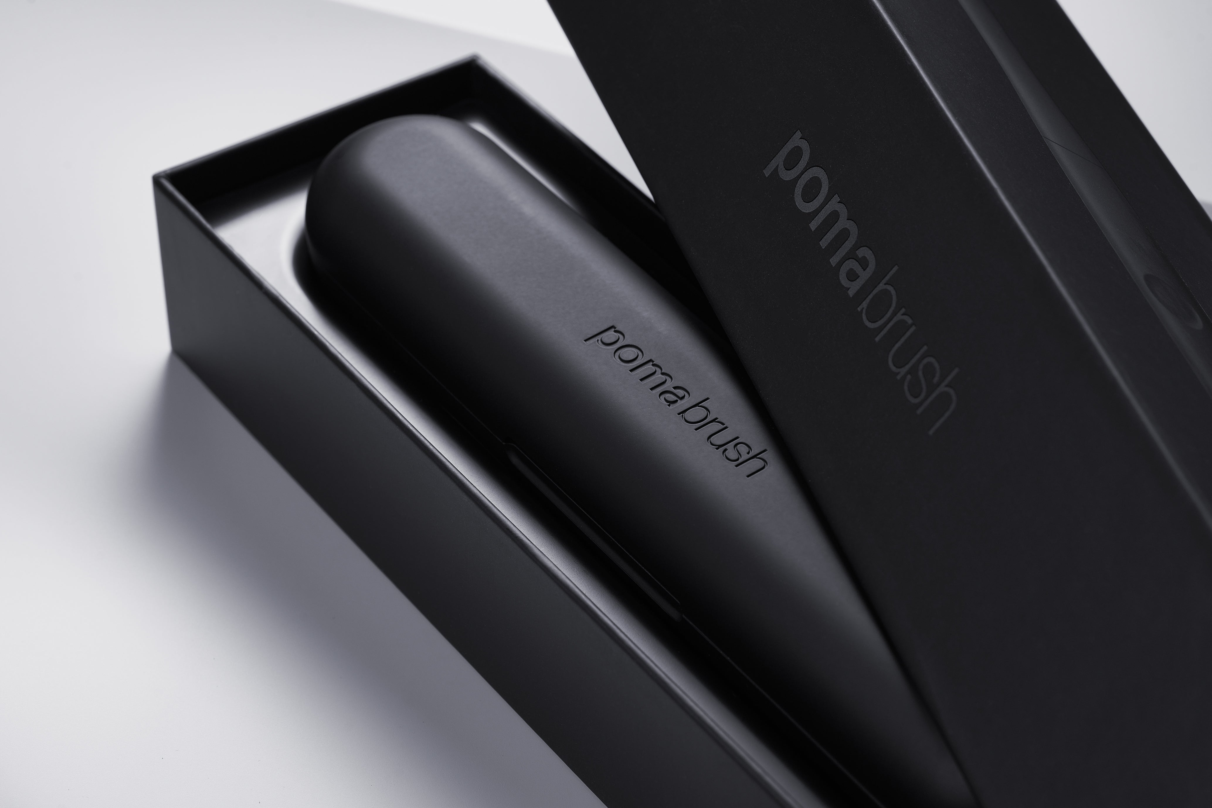 Pomabrush Model 1.0 - Sonic Toothbrush Set - Carbon