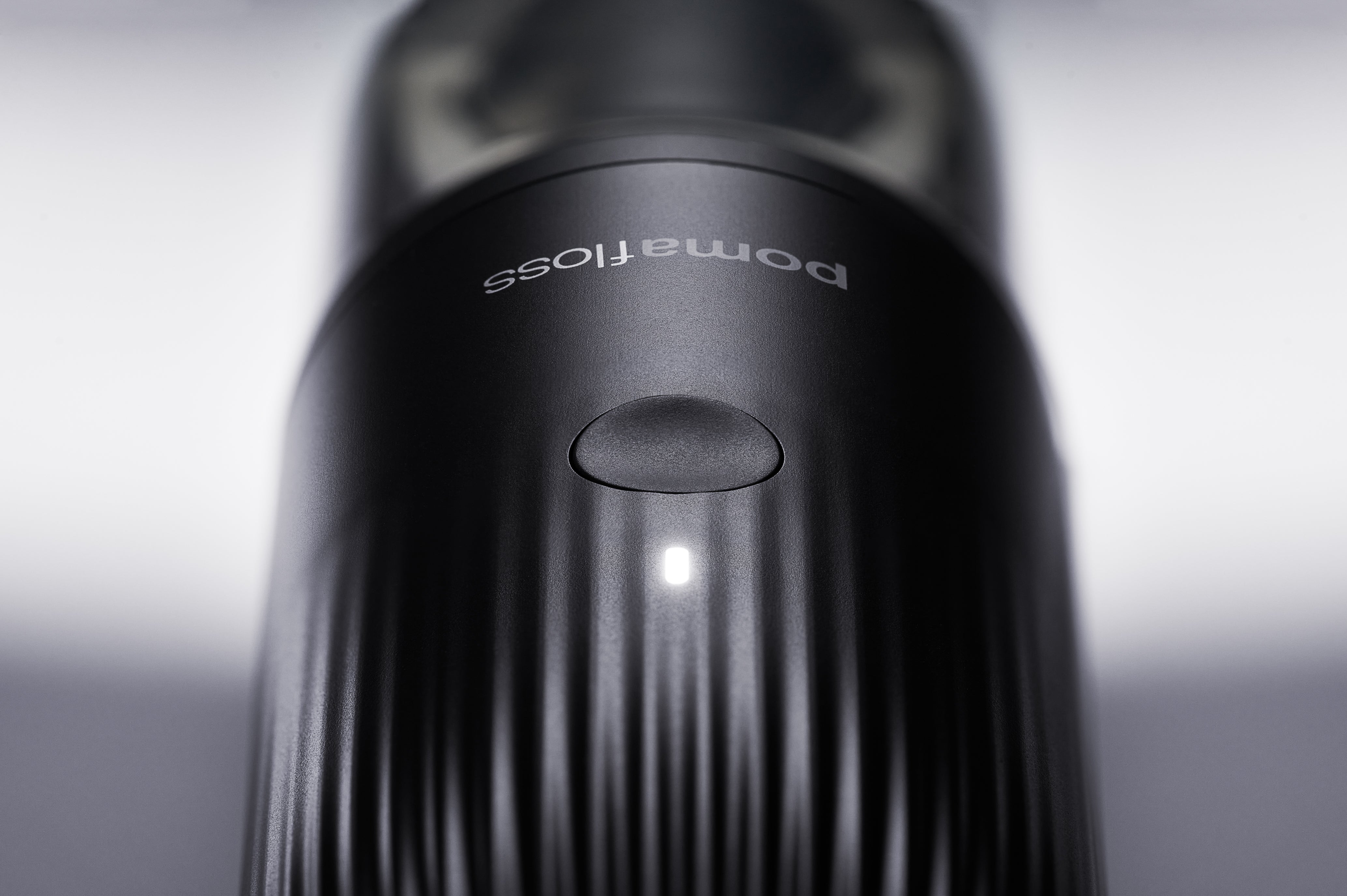 Pomafloss Model 1.0 - Portable Water Flosser
